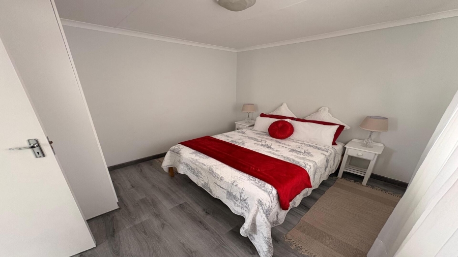 2 Bedroom Property for Sale in Hartenbos Central Western Cape